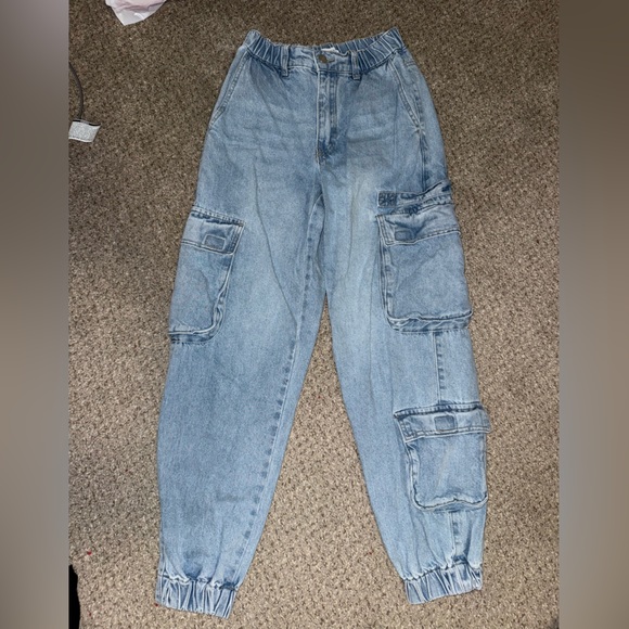 Women’s Forever 21 Denim Cargo Joggers - Picture 1 of 2